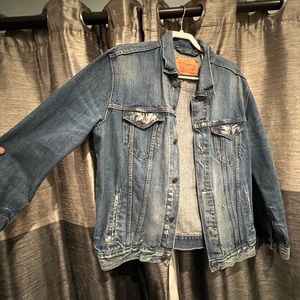 Levi’s denim Jean jacket size xl worn a few times